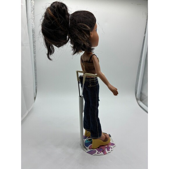 Bratz Doll with Dark Hair and Light Highlights Brown Tank Top Jeans and Wedges - Picture 2 of 5